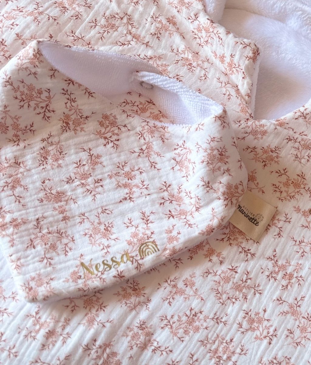 Ana das Bandana-Lätzchen