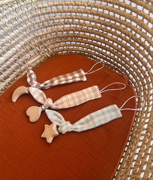 Coline the gingham pacifier clip