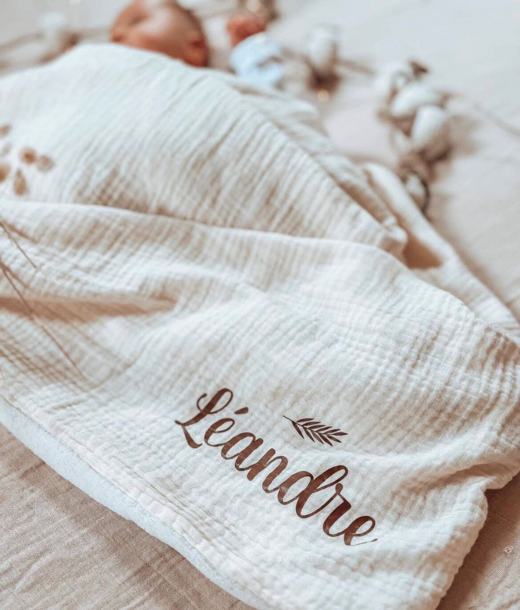 Juliette la couverture douillette - Cadeau de naissance personnalisé – Atelier Marinette Juliette la couverture douillette - Cadeau de naissance personnalisé – Atelier Marinette