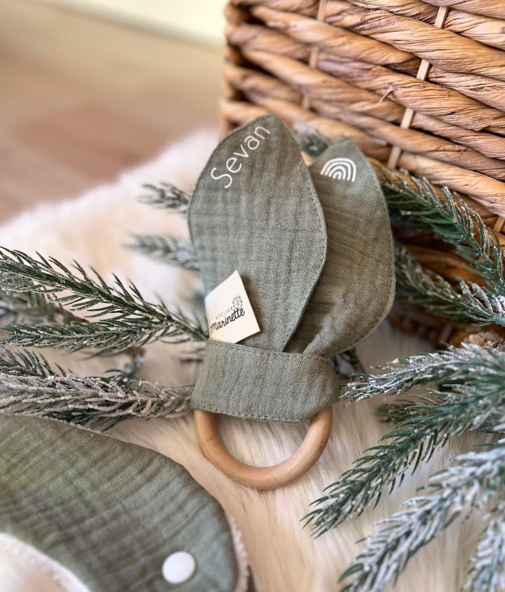 Leon the teething ring