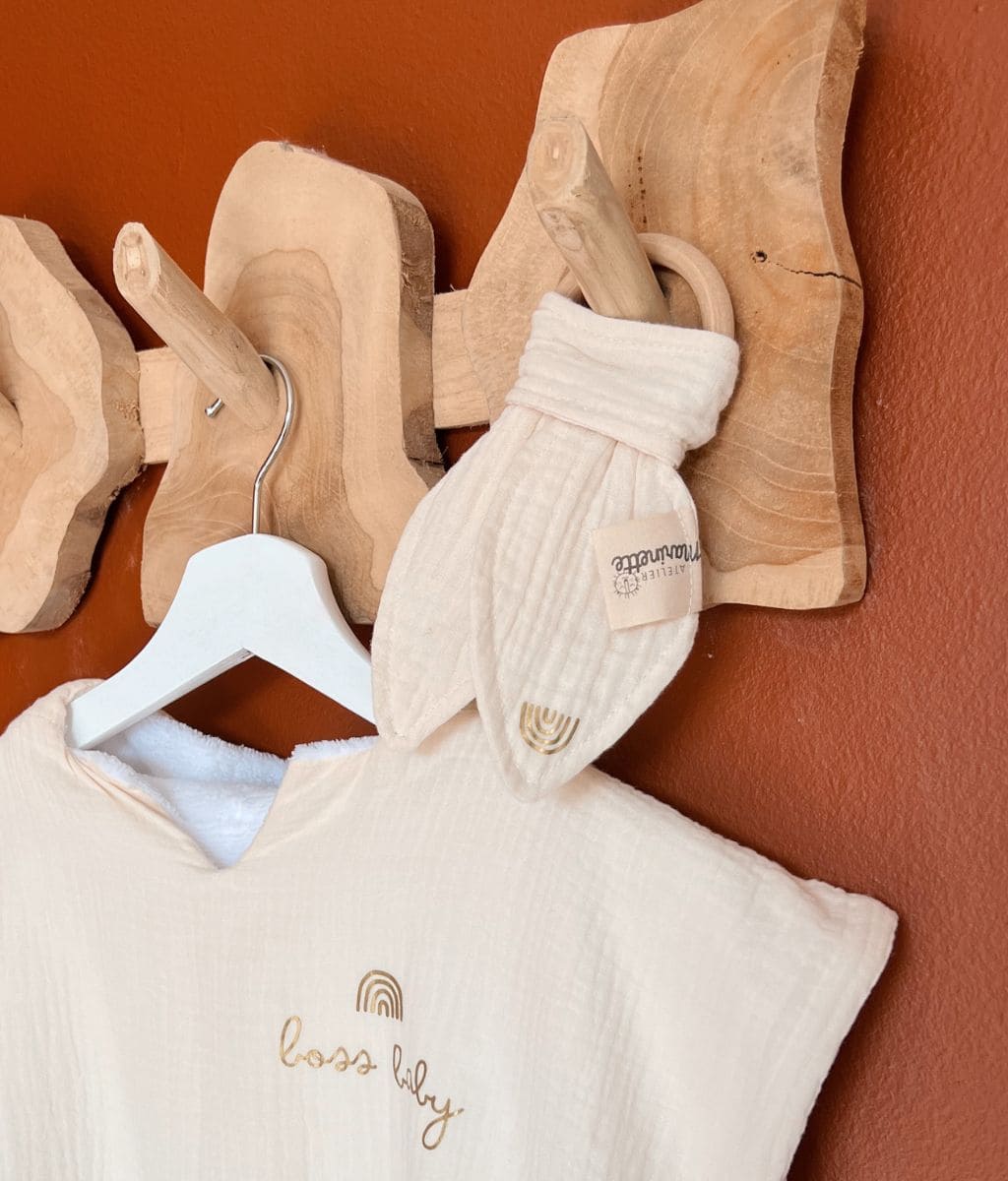 Leon the teething ring