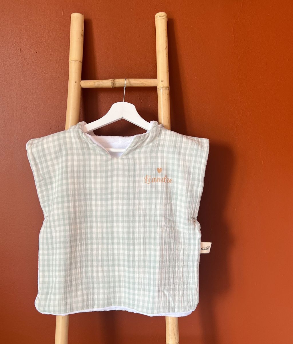 Sailor the gingham bath poncho