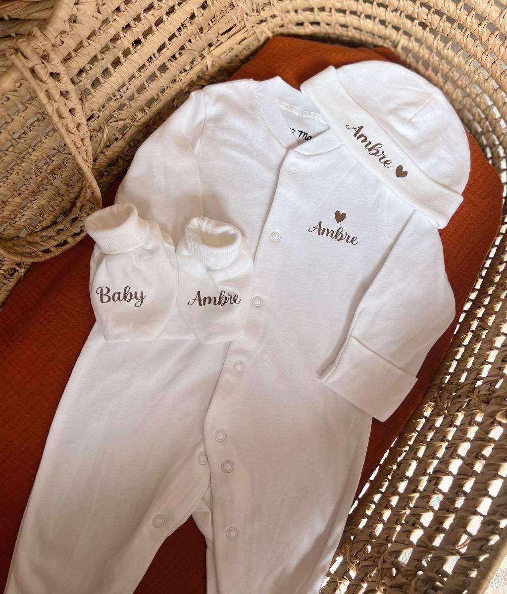 The birth outfit