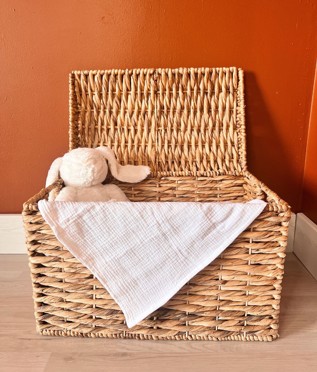 Esther the light blanket