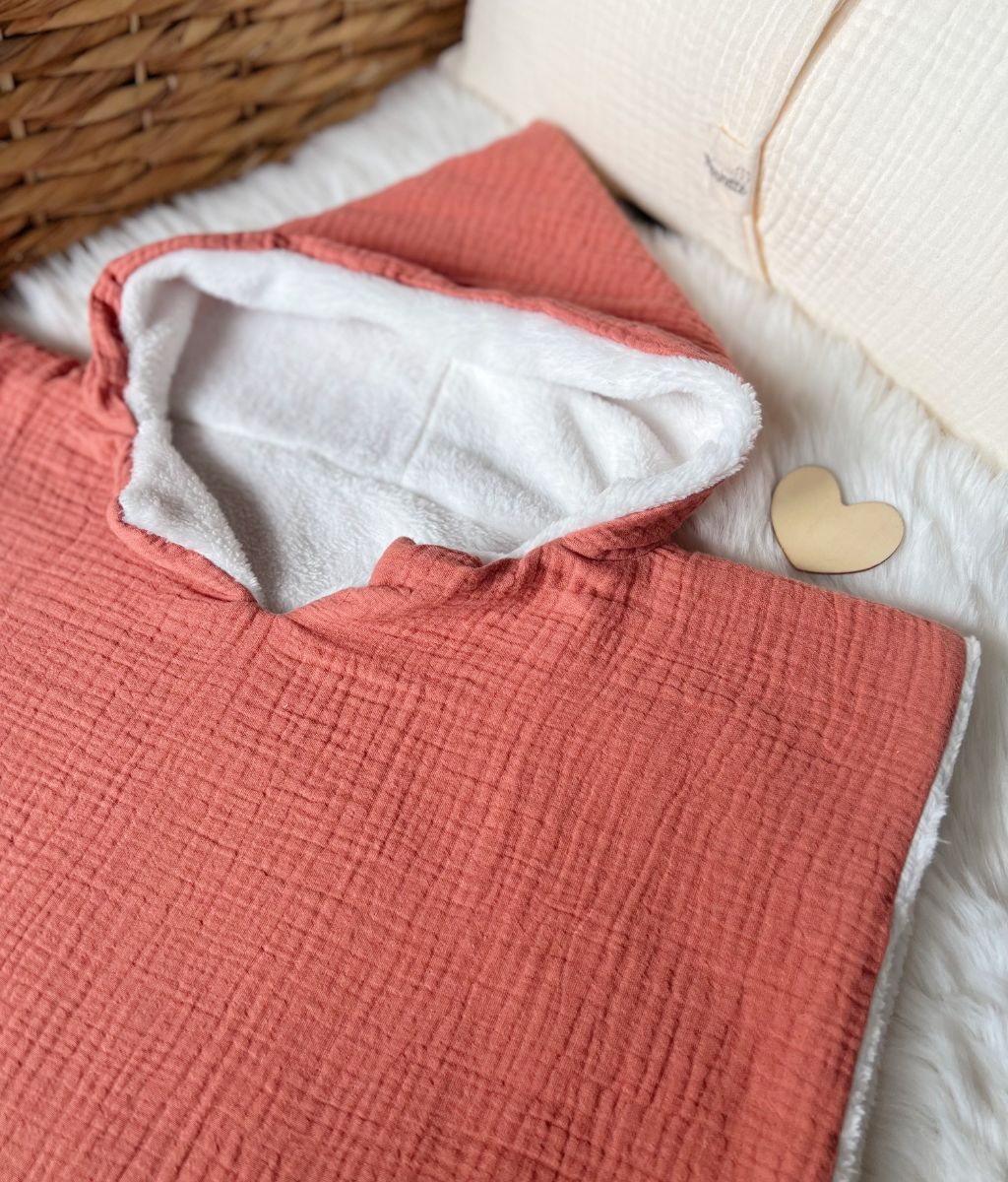 Maé the cozy poncho